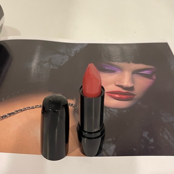 🔥HOST PICK 🔥 New Lancôme All Done Up Cream Lipstick - Picture 1 of 3
